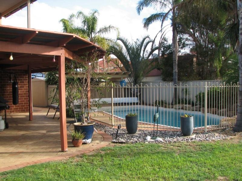 1 Nevis Place, Wanneroo WA 6065