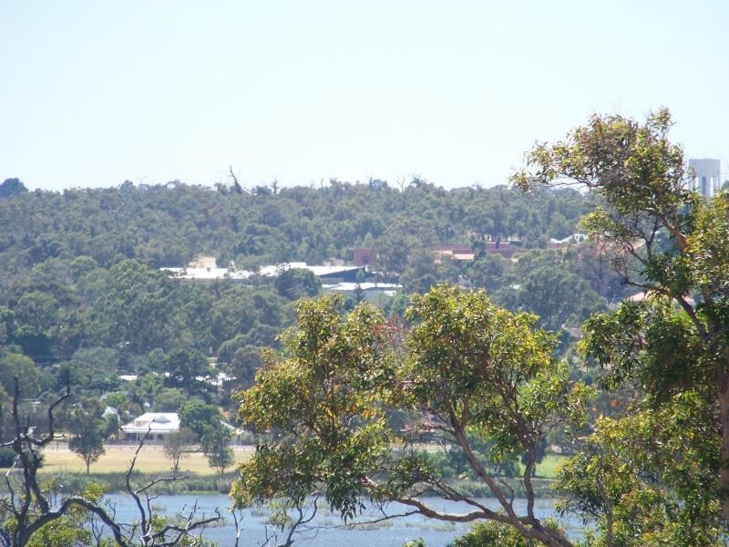 54 Lakeside Drive, Joondalup WA 6027