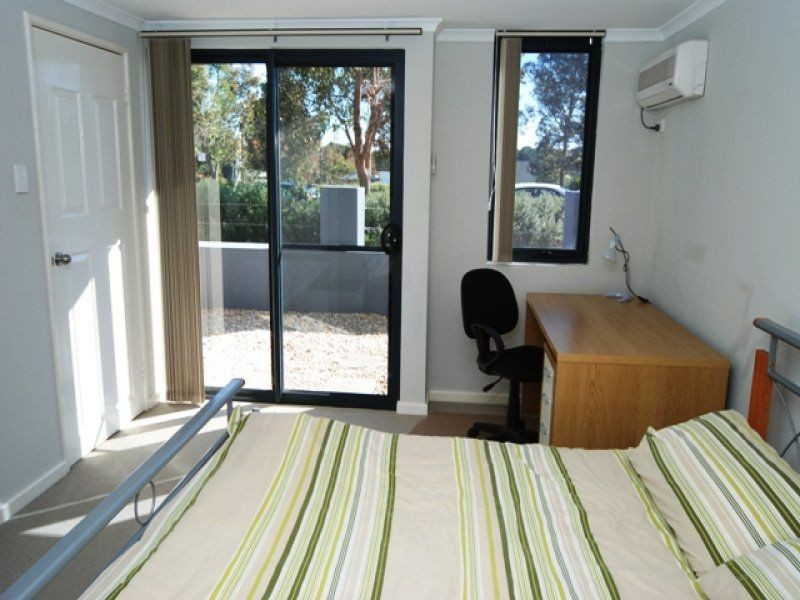 54 Lakeside Drive, Joondalup WA 6027