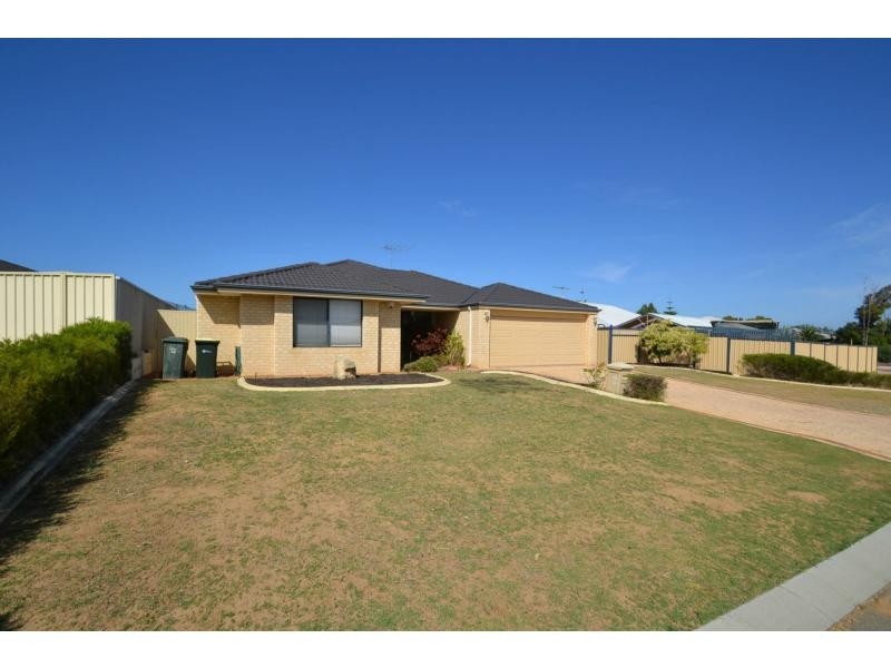 91 Selkirk Drive, Kinross WA 6028