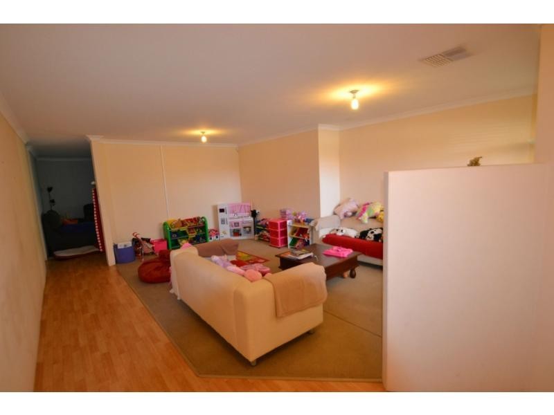 91 Selkirk Drive, Kinross WA 6028