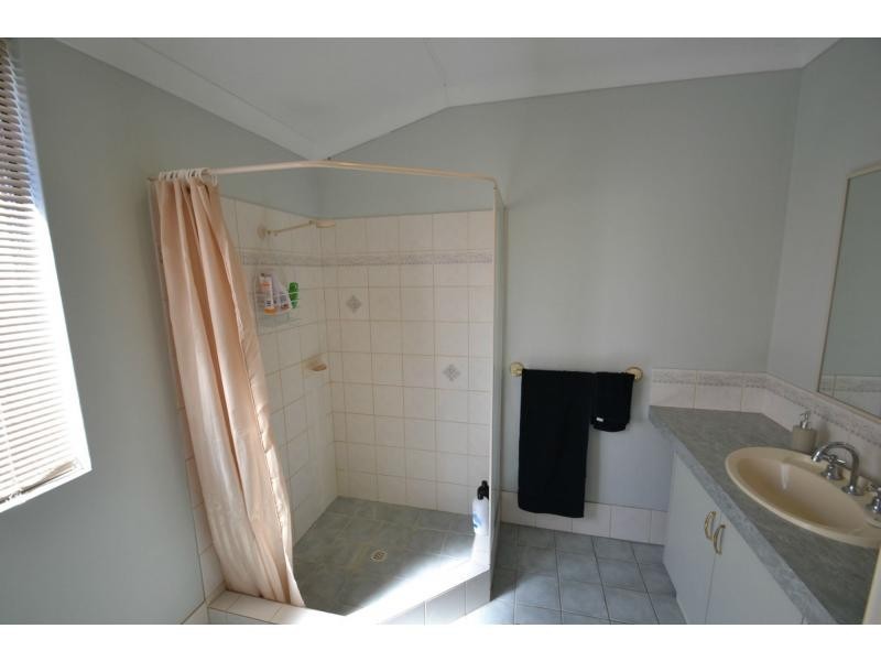 91 Selkirk Drive, Kinross WA 6028