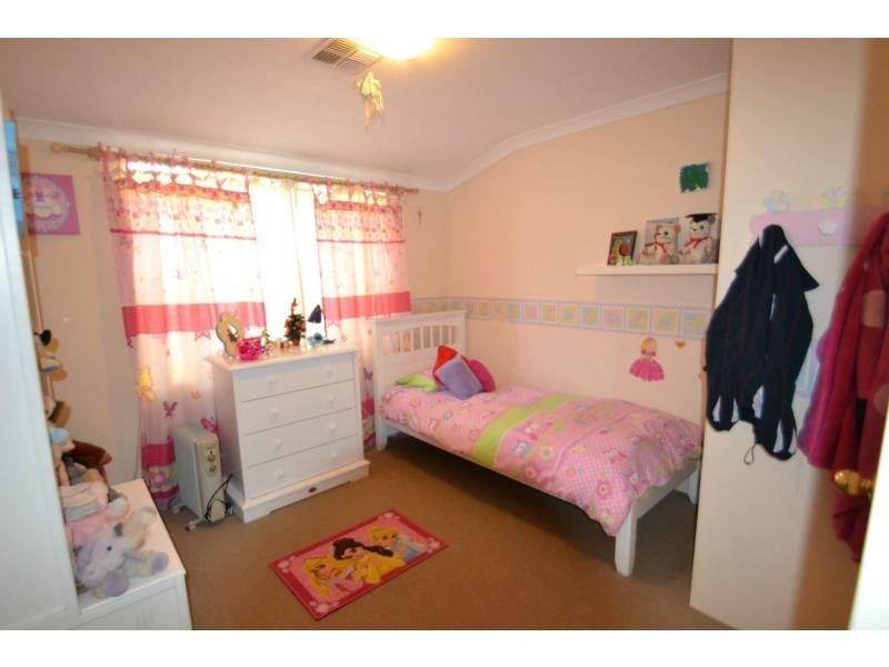 91 Selkirk Drive, Kinross WA 6028