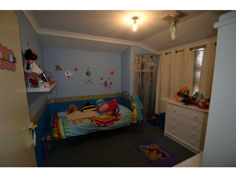 91 Selkirk Drive, Kinross WA 6028