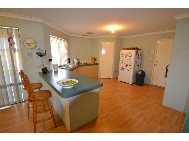 91 Selkirk Drive, Kinross WA 6028