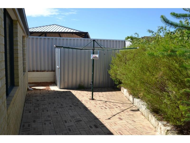 91 Selkirk Drive, Kinross WA 6028