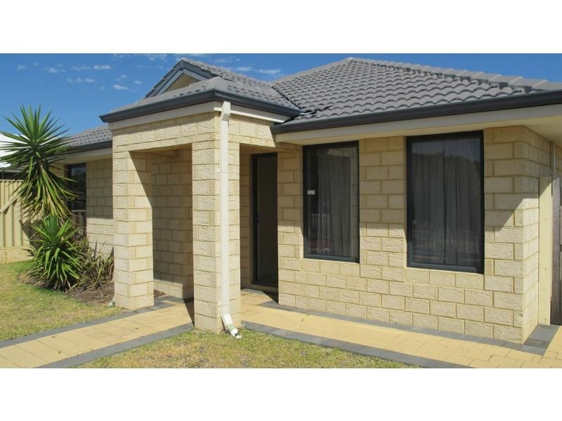 10 Kahana Parkway, Butler WA 6036