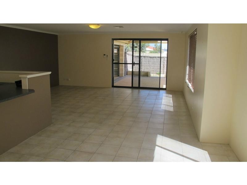 10 Kahana Parkway, Butler WA 6036