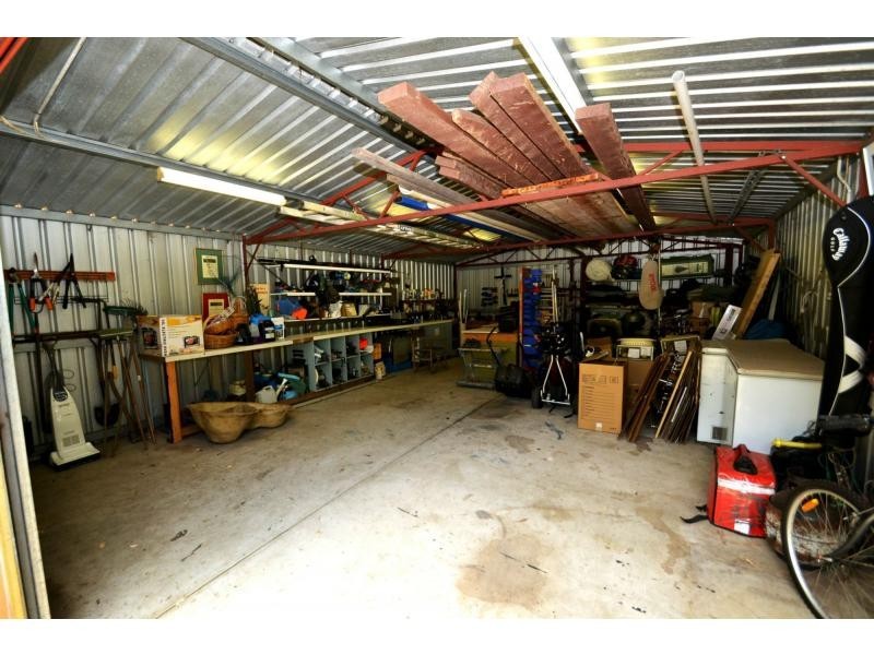 37 Bushland Retreat, Carramar WA 6031