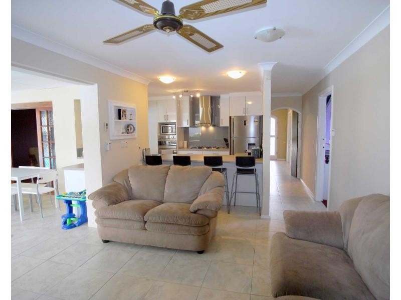 6 Malak Court, Wanneroo WA 6065