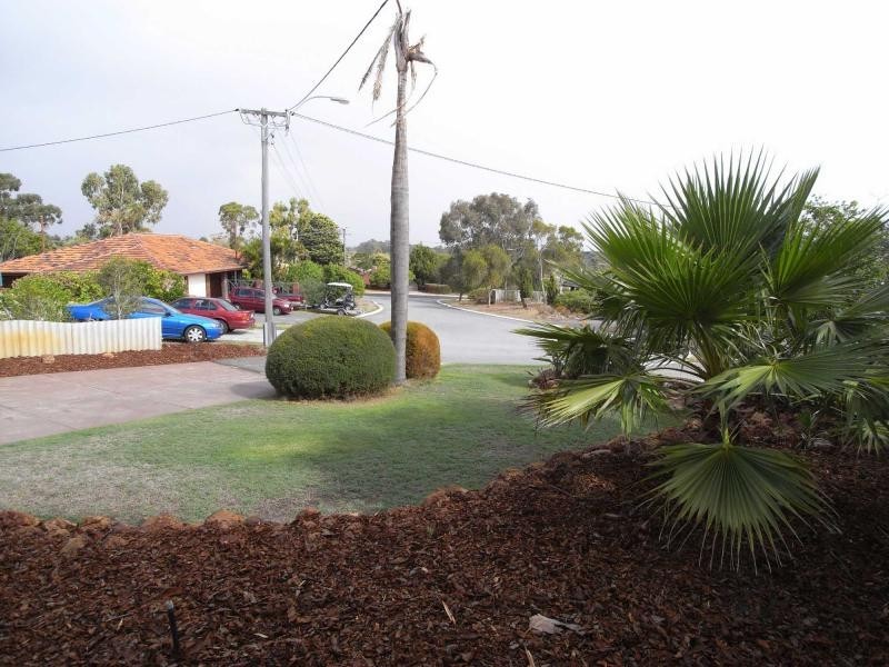 6 Malak Court, Wanneroo WA 6065