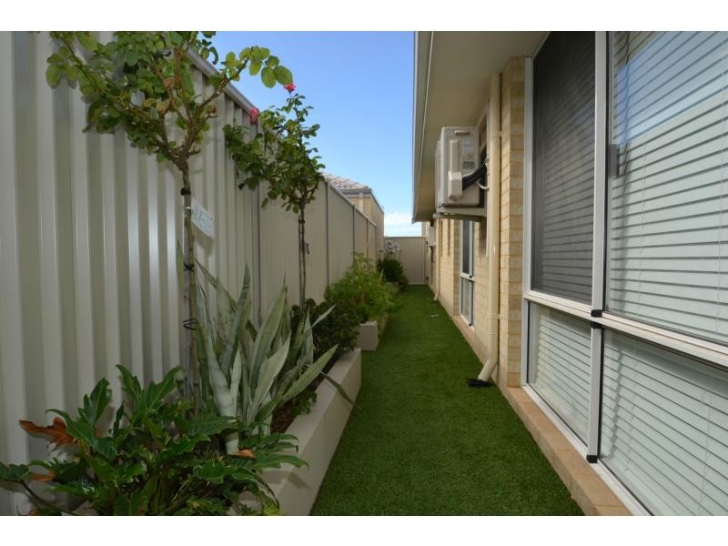 53 Leeway Loop, Alkimos WA 6038