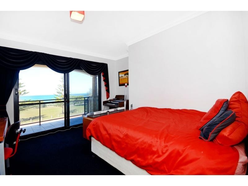 236 Ocean Drive, Quinns Rocks WA 6030