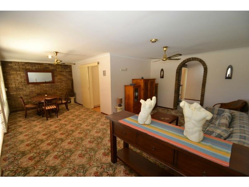 81 Kingsley Drive, Kingsley WA 6026