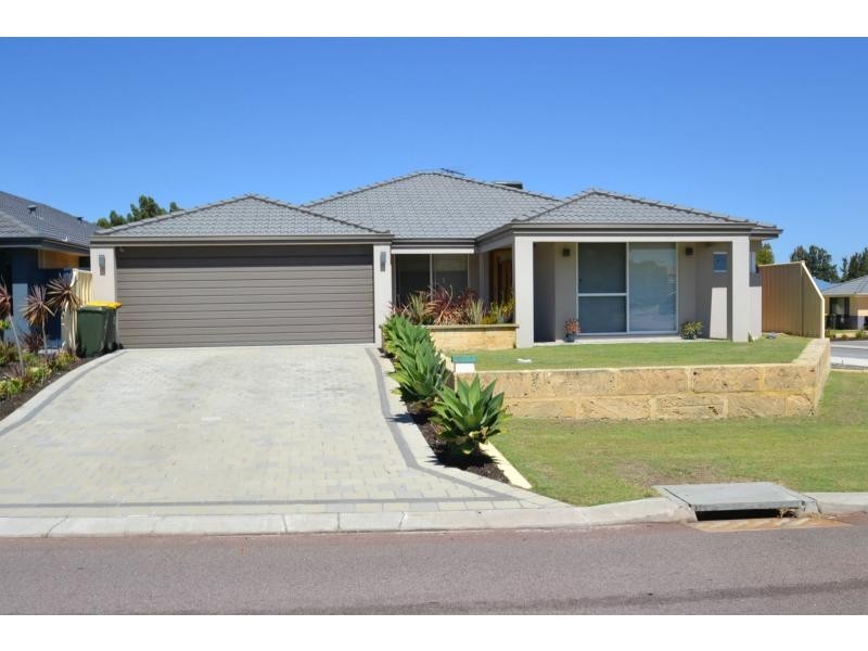 2 Kandalee Gate, Banksia Grove WA 6031