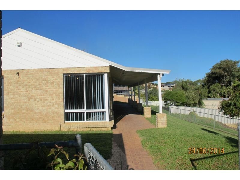 8 Hazel Avenue, Quinns Rocks WA 6030