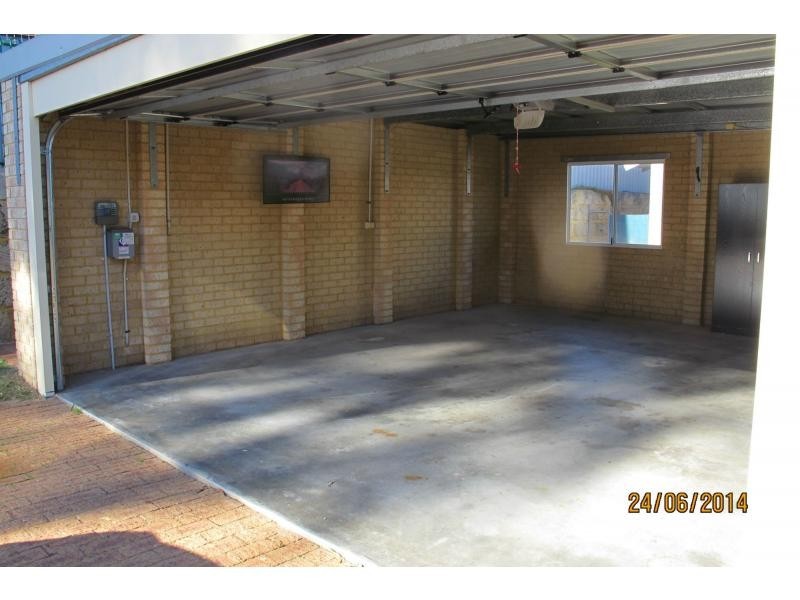 8 Hazel Avenue, Quinns Rocks WA 6030