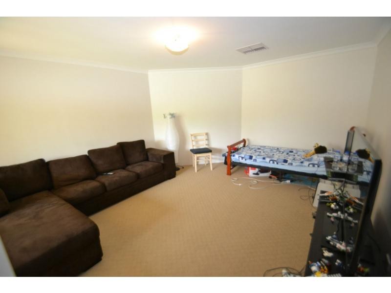 30 Carbine Loop, Banksia Grove WA 6031