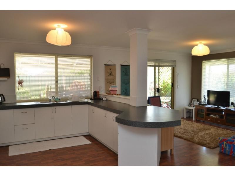 8 Mayne Way, Merriwa WA 6030