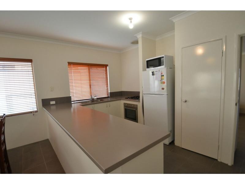 15 Hacienda Drive, Clarkson WA 6030