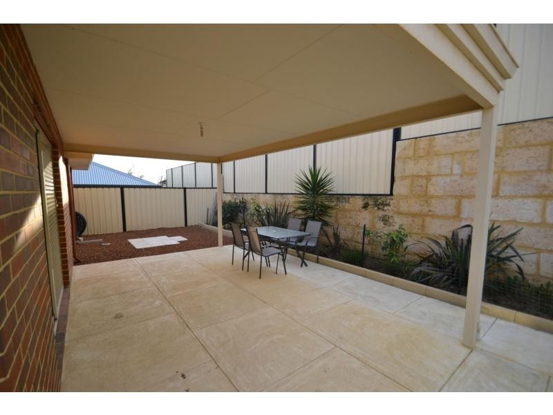 15 Hacienda Drive, Clarkson WA 6030