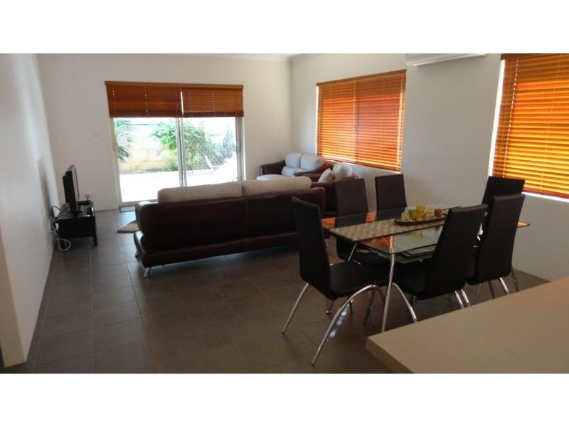 15 Hacienda Drive, Clarkson WA 6030