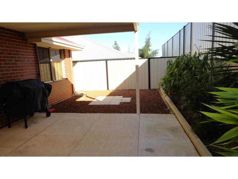 15 Hacienda Drive, Clarkson WA 6030