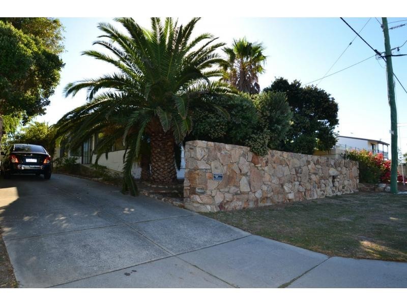 41 Mindarie Drive, Quinns Rocks WA 6030