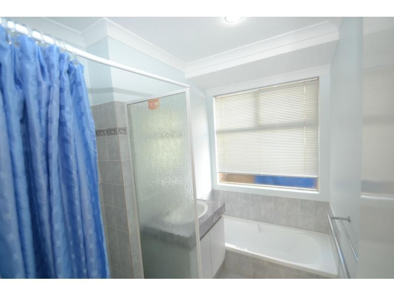 42 Mallina Circuit, Carramar WA 6031