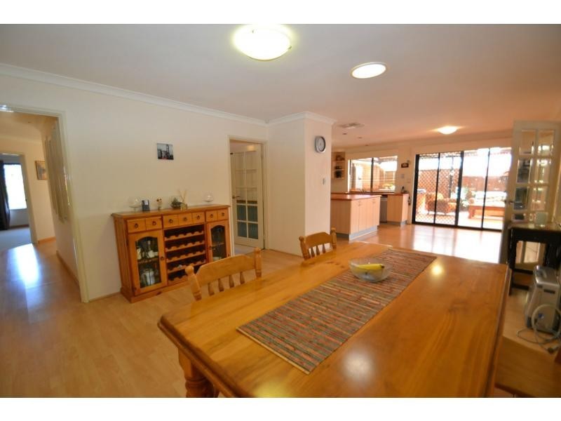 20 Craignish Loop, Kinross WA 6028