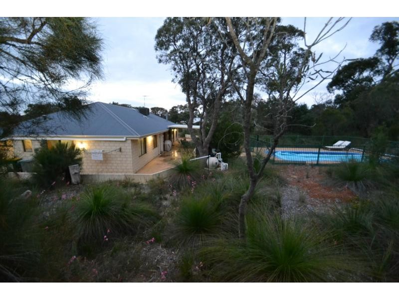 66 Turquoise Loop, Banksia Grove WA 6031