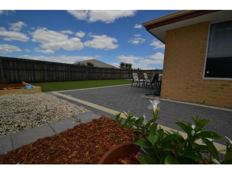 41 Charlottes Vista, Ellenbrook WA 6069