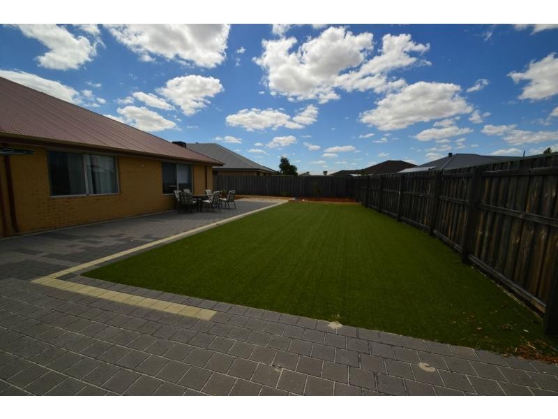 41 Charlottes Vista, Ellenbrook WA 6069
