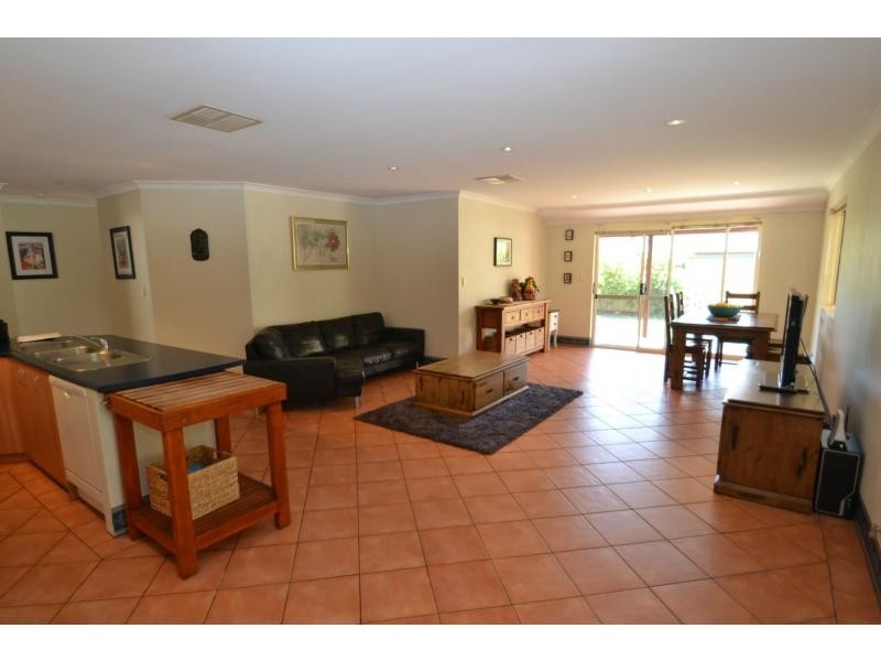 15 Gausson Turn, Ashby WA 6065