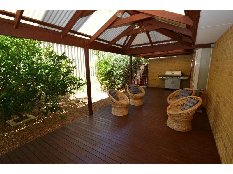15 Gausson Turn, Ashby WA 6065