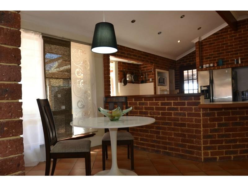 30 Heathfield Drive, Landsdale WA 6065