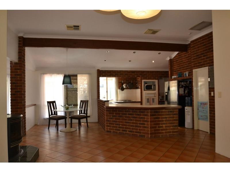 30 Heathfield Drive, Landsdale WA 6065