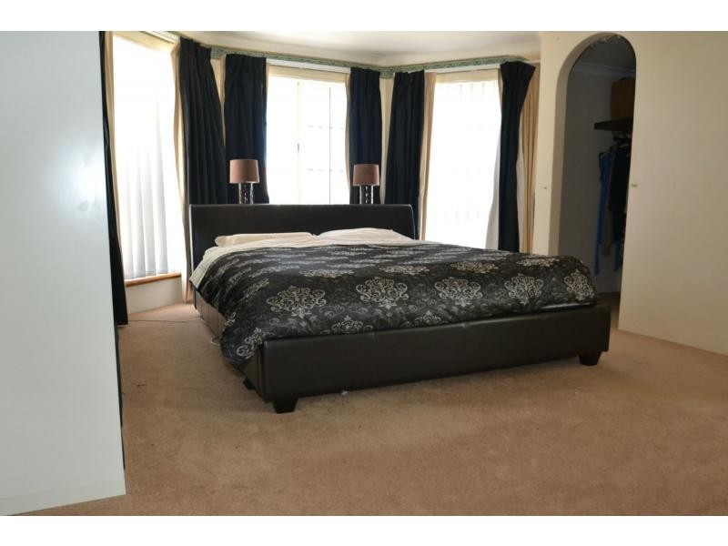 30 Heathfield Drive, Landsdale WA 6065