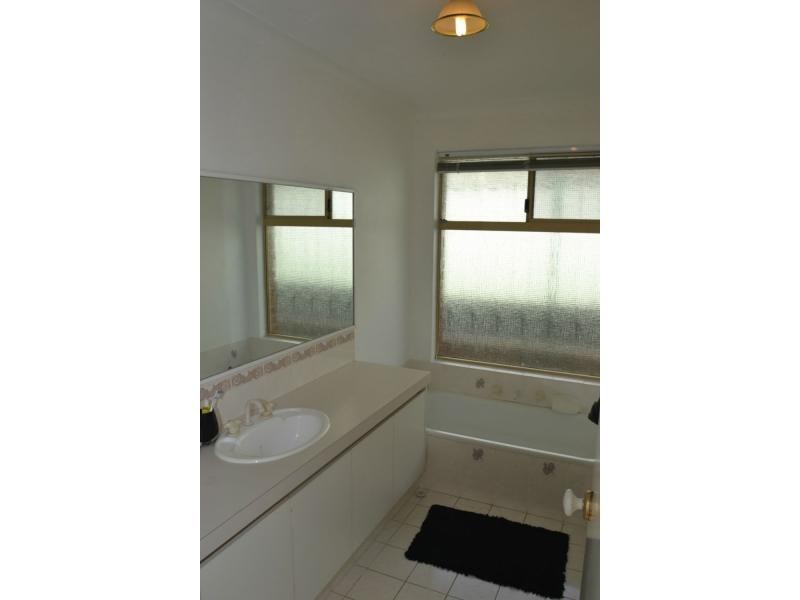 30 Heathfield Drive, Landsdale WA 6065