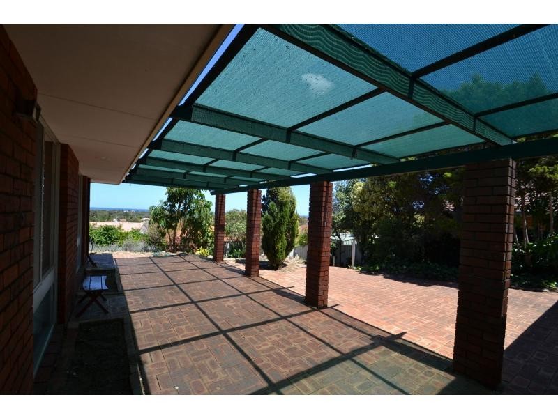 41 Nautical Grove, Beldon WA 6027