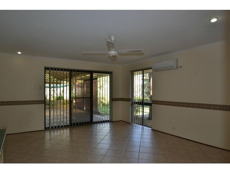 7 Vance Close, Kingsley WA 6026