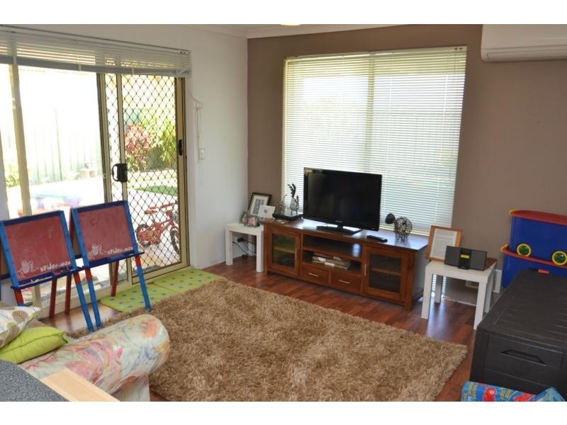 8 Mayne Street, Merriwa WA 6030