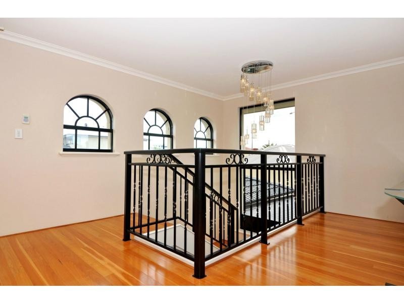 276 Ocean Drive, Quinns Rocks WA 6030