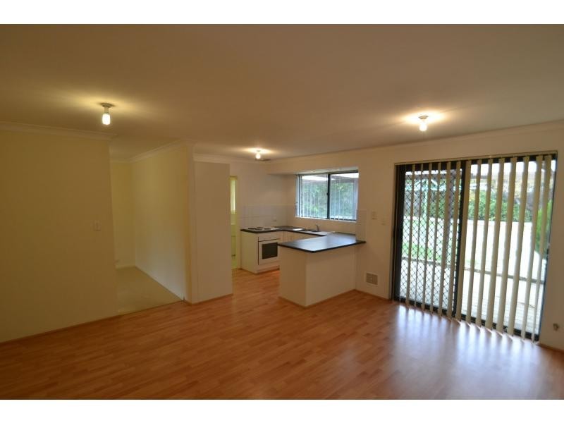 4 Perrona Gardens, Mullaloo WA 6027