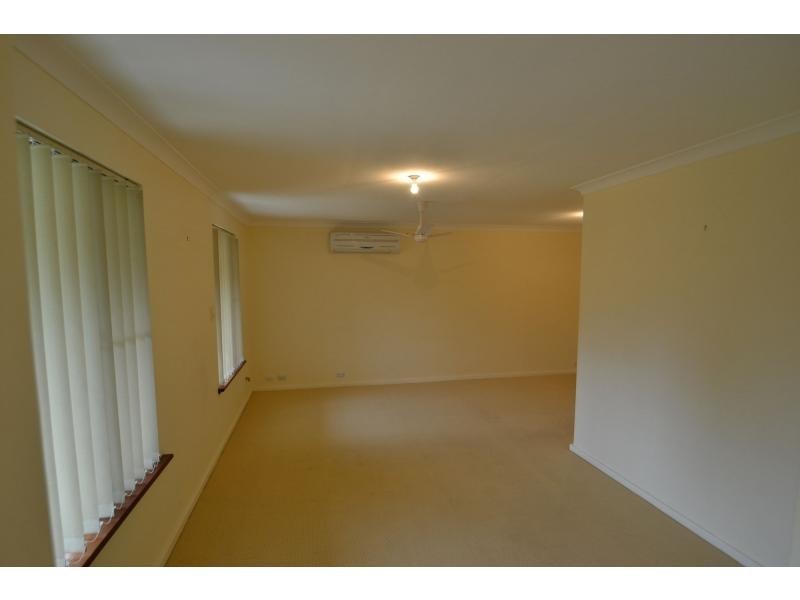 4 Perrona Gardens, Mullaloo WA 6027