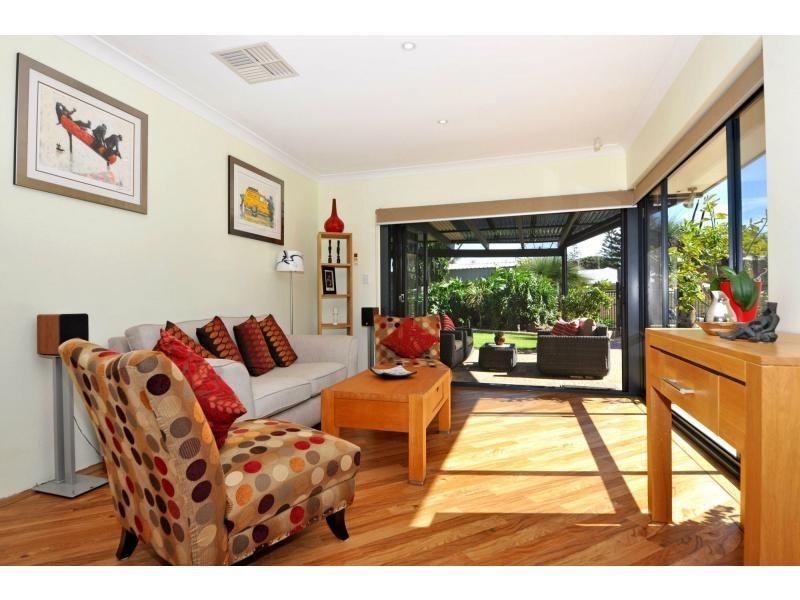 23 Parham Road, Quinns Rocks WA 6030
