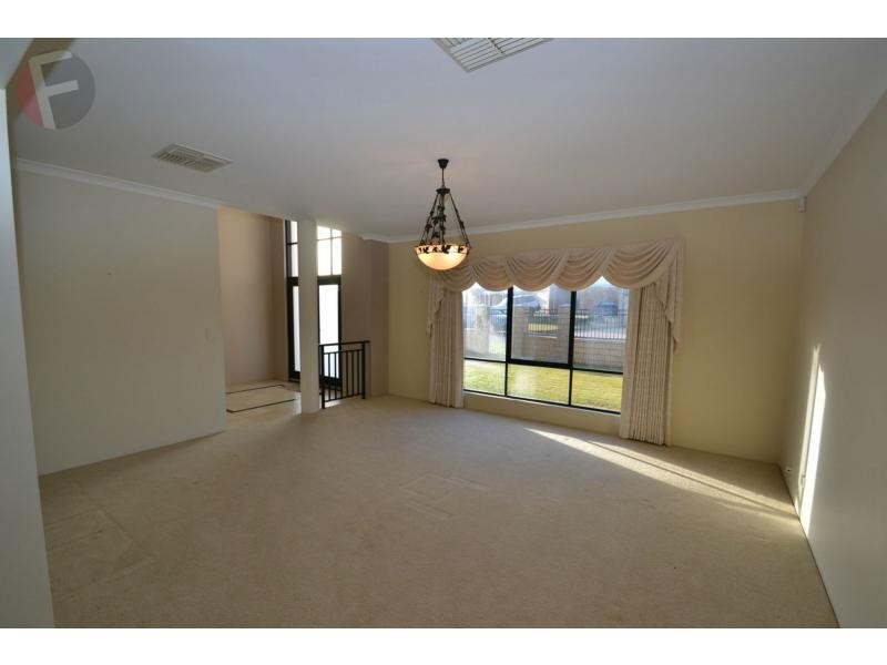 20 Dartmouth Circle, Quinns Rocks WA 6030