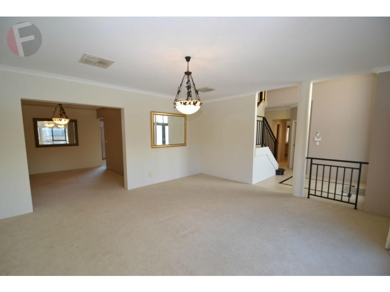 20 Dartmouth Circle, Quinns Rocks WA 6030