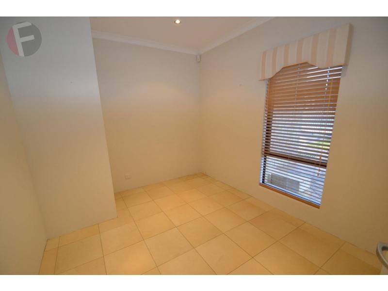 20 Dartmouth Circle, Quinns Rocks WA 6030