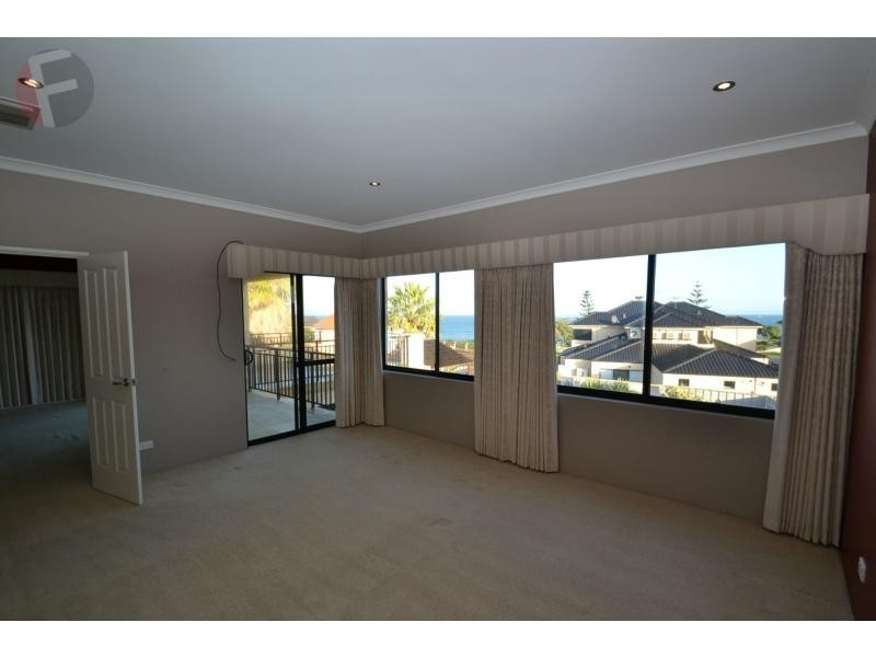 20 Dartmouth Circle, Quinns Rocks WA 6030